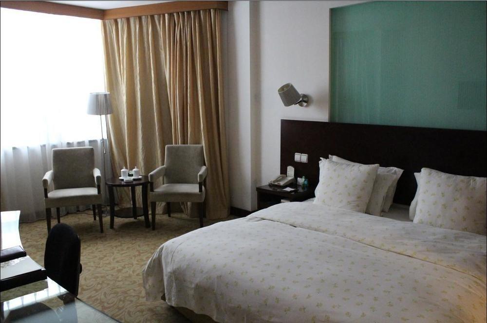 Jinan Gui Du Hotel Buitenkant foto